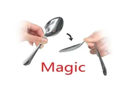 Magiska tricks med hans sinne som böjer en sked närbild Magics leksaker julklappar A8456871641