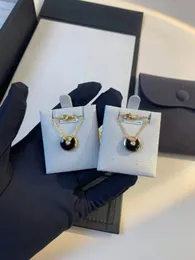 Collana di design ad amuleto da 15 mm agata nera personalizzata collana di cittadino designer gioiello oro collana fritillaria rotonda con gioielli a catena