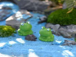 10pcs mini Blue eyes frog terrarium figurines fairy garden miniatures miniaturas para mini jardins resin craft bonsai home decor1112298