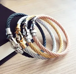 Classic Style Male Bracelet Horseshoe Buckle Stainless Steel Bracelet Hand Woven Leather Jewelry Men039s Women039s Gift6145374