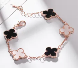 2020 BrandClassic Design Four Clover Charm Bracelet European and American Selling Women039sファッション豪華なジュエリーChr3925076