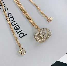 C1988 Brass classic necklace French Couture CZ Cubic Zirconia letter pendant necklace fashion women039s sweater chain8415478