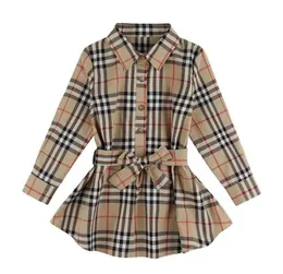 Plaid klänning 2020 Ins Autumn New Girls Kids Long Sleeve Lapel Collar Plaid Bowtie High Quality Cotton Girl039s Dress4230860