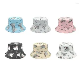 Berets 2024 Four Seasons Cotton Cartoon Bear Bear Bucket Hat Fisherman Outdoor Travel Sun Cap للرجال والنساء 231