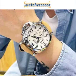 Luksusowe męskie zegarek Designer Najwyższej jakości automatyczny zegarek P900 Automatyczny zegarek najlepszy klon europejski i amerykańskie siły specjalne na zewnątrz wojskowe lumi