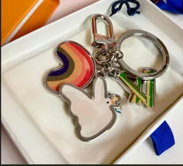 Designer Keychain Women V Letters Designers Keychain Wallet Top Llavero Car Key Chain Men Buckle Jewelry Rainbow Keyring Keychains Lanyards With Box