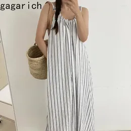 Casual Dresses Gagarich French Vacation Lazy Style Dress 2024 Summer Women Retro Stripe Hanging Neck Simple Loose Sleeveless Thin Sling