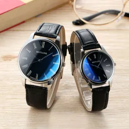 Modedesigner Watch Simple Fashion Casual Forest Quartz Style Jugendpaar Wache