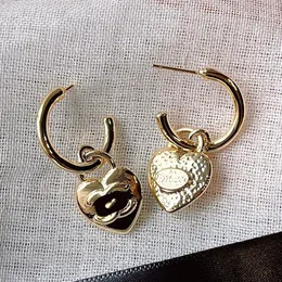 Hot Popular Style Bag Orecchini per lettere Designer Stalloni di marca Gioielli Classic 925 Silver Stall Men Women Crystal Pearl Earring Earring Reple Couple Accessori con scatola