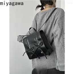 Skolväskor Miyagawa Women's 2024 Fashionable College Student Classroom ryggsäck Causal stor kapacitet koreanska retro söta ryggsäckar