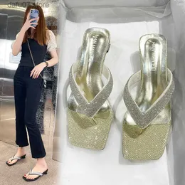 Slippers Internet celebrity figure slippers for women to wear externally new summer 2024 rhinestone clip on elegant French style small high heels sandals H240412