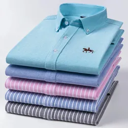 W koszuli ponadwymiarowe 6xl koszule z długim rękawem dla mężczyzn 100%bawełny Oxford Tops Slim FIT Formal Plain Shirt Masowe ubrania biurowe 240412