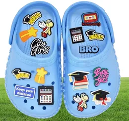 100 pezzi/lotto di scarpe da cartone animato in PVC di cartone animato KS Accessori Crystal Animals Unicorns per bambini Gift1994243