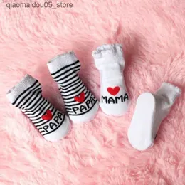 Kinder Socken Baby weiche Baumwollsocken süße Liebe Mutter Mädchen Junge warme Socken Neugeborene und Kleinkind gestreifte weiße Shorts 0-6m Babybedarf Q240413