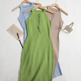 Vestido de malha de praia sólida de verão o pescoço sem mangas chique doce slim sundress bodycon y2k mini roupas 240329