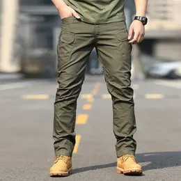 mens special forces camouflage pants Work pants Autumn outdoor multi bag pants Wear resistant IX7 training pants 240329