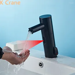 Rubinetti del lavandino da bagno movone sensore a infrarossi rubinetto acqua fredda miscelatore tap bacino automatico smart musluk touchless rubinetto sfumi