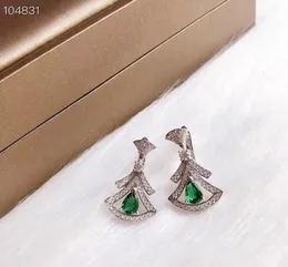 Luxury Divas039 Dream S925 Sterling Silver Green Trangle Hollow Charm Drop Earrings for Women Jewelry6756581