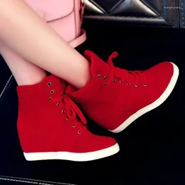 Fitness Shoes 2024 Women Boots Faux Suede Leather Wedge Plataforma Hidden High Top Sneaker Casual para Mulher Boot de tornozelo