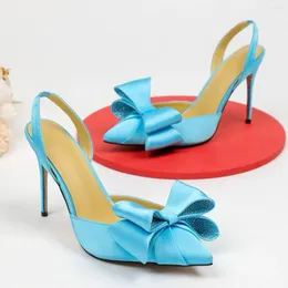 Elbise ayakkabıları Doris Fanny Blue Bow Kadınlar El Yapımı İpek Yüksek Topuklu Parti Giden Sandalet Slingback Fashion