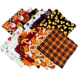 Dog Apparel 12pcs Halloween Pet Triangle Dogs Bandanas ناعم خفيف الوزن للحيوانات الأليفة القطط