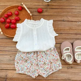 Shorts MILANCEL 2022 Summer Baby Clothing Set Toddler Girls Floral Suit Ruffle Tee And Floral Shorts 2 Pcs Girls Clothes Set