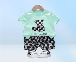 Söta småbarn Boysgirls Infant Summer 2021 Ny Cartoon Bear Tshirtpants 2pc kläder Bomullskläder 039s Wear Ropa BEB4328112