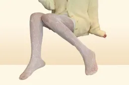 20 Tasarım Seksi örgü uzun çoraplar için lüks ipek kadın tasarımcı mektupları taytlar net çorap bayanlar düğün partisi pantyho4711226