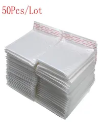 50 PCSlot Beyaz Köpük Zarf Posta Çantası Farklı Özellikler Kabarcık Postaları Yastıklı Zarf Posta Bag7224924