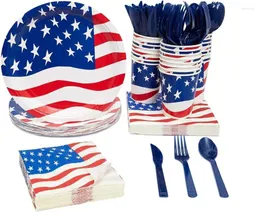 使い捨てディナーウェア7月4日パーティー用品アメリカ旗のおかげで、プレートが含まれていますナプキンズカトラリーペーパーカップ（16112pcsのサーブ）