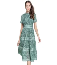 Zawfl عالية الجودة لباس الصورة الذاتية 2018 Summer Women Elegant Slim Pinkgreen Hollow Out Lace Aline Midi Dress Vestidos1405911