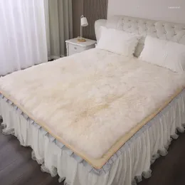 Battaniye saf yün yastık kürk entegre yatak battaniye kış sıcak koyun derisi tek çift yatak