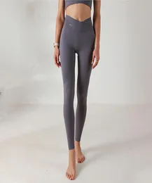 Ll yoga tozlukları yüksek wasit v şekli ile şekillendirilmiş pullar baskılı dikişsiz spor pantolon pantolon fitness için legging ck12627824759