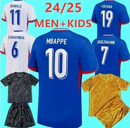 24 25 Французский Mbappe Kante Benzema Soccer Jerseys 2024 Euro Cup Fans Version Version Griezmann Mbappe Maillot de Foot Men Shirt Kit Kit Kit Varane Dembele Football униформа