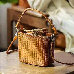 Storage Bags Autumn And Winter Vintage Hand-woven Leather Handbags Single Shoulder Cowhide Crossbody Bag Wear-resistant Exquisite Women's