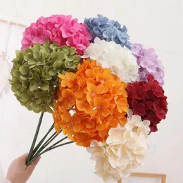 Flores decorativas 10pcs 16 cm Simulação grande hidrangea Cabeça de seda Casamento de seda Decoração de cocar acessórios DIY