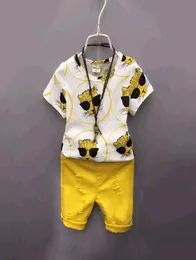 Jungen Kleidungsstücke Anzug Anzug Kinder tragen Babykleidung Kinder039s Sommer Kurzarm T -Shirts Leopardenmuster Loch Hosen Shor9266595