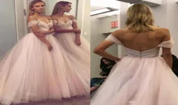 2019 Einfache Tulle Abendkleider von Schulterkristall Perlenrückenless sexy Prom Kleider Lange maßgeschneiderte Junior -Abendkleider Rob9748881