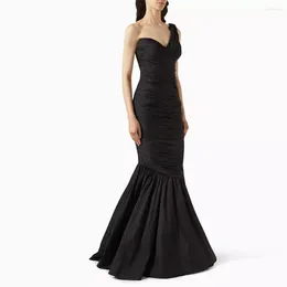 Платья для вечеринок севинтаж Black Taffeta Mermaid Prom One Pleakseless Saudi Arabic Evening Gowns Формальное платье