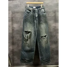 High quality designer clothing Correct end Painted Damaged Dirty Jeans Street Fashion Mens Womens Style