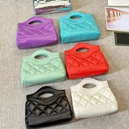 Tasarımcı mini çanta akşam çantaları moda kadın parti debriyaj sevimli 31bag klasik zincir moda bayanlar crossbody çanta