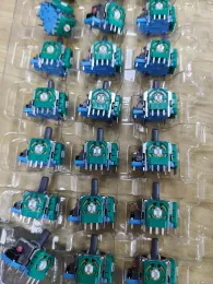 Joysticks 30pcs Orijinal yedek 3pin 3D Joystick Analog Başparmak Çubuğu PS3/Xboxone için PlayStation 4 için PS4 Denetleyicisi için