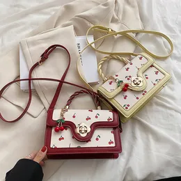 Sg Womens PU Leather Shoulder Bag Adjustable Chain Strap, Cherry