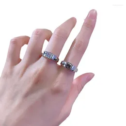 Cluster Rings S925 Серебряное кольцо импортировано высокое углеродное бриллиант 6 6 м.