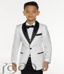 2018 New Cool White Boy039s Tuxedos Cheap Custom Made Kids Wedding Party Tuxedos Boy039s Formal Dinner Suit JacketTiepant4745524