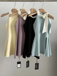 Serbatoi femminili piccoli fragranti 2024 chic Summer Fashion Elastic Top Top a sospensione Tank Knitwear Y2K