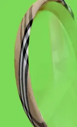2Colors Super wysokiej jakości klasyczne projektanci Bletter Pałąk mieszanka kolorowe kolory paski wzór opaski na głowę Kobiet włosy Hour HOOP ACHESORI8271060
