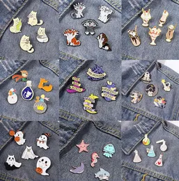 45 peças pinos de esmalte conjunto de animais cães de gato mar de peixe químico ciência química Coração de bruxa de halloween broche espacial astronauta jóias do presente H3824816