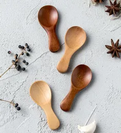 10 шт. Мини -кухонные ложки маленькая деревянная чайная кофе Scoop Sale Spice Spice Spoon Короткая ручка деревянная ложка кухонная принадлежность 9296616