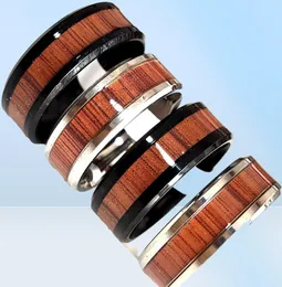 Lotes em massa 50pcs exclusivos anel preto prateado 8mm ComfortFitfit de madeira embutida de grão inoxidável aço ring5206340